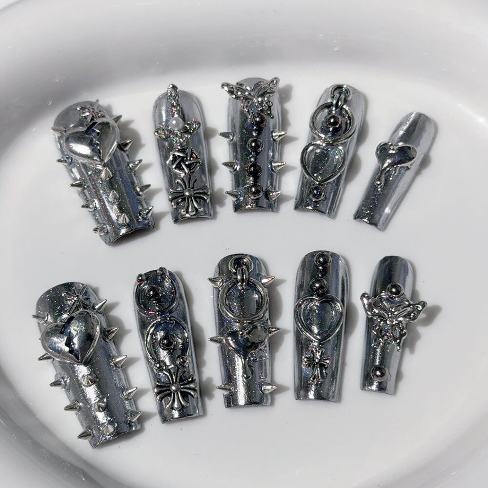 3D Chrome Heart Gothic Press On Nails with Spikes | Silver 3D Cross Nail Art